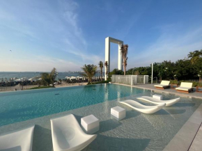 La Vie, JBR private beach, private parking and pool